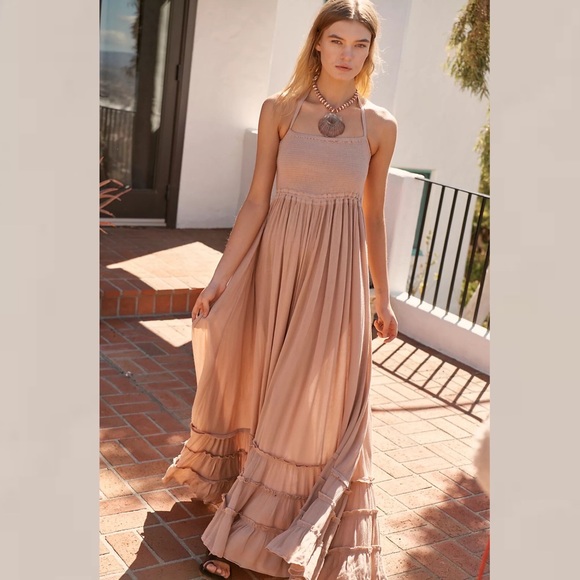 Extratropical Maxi Dress in Antique Moss M